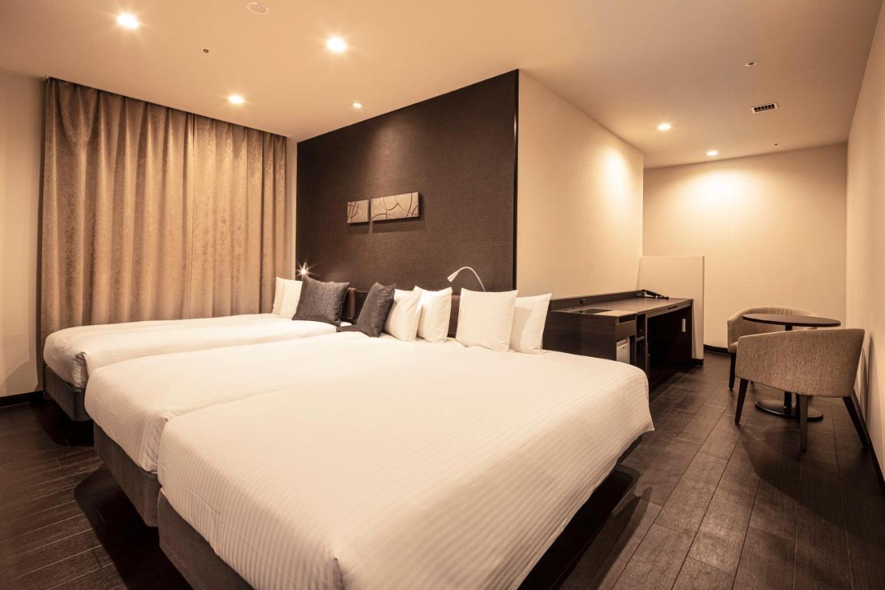 อโกรา เพลซ นัมบะ 4*