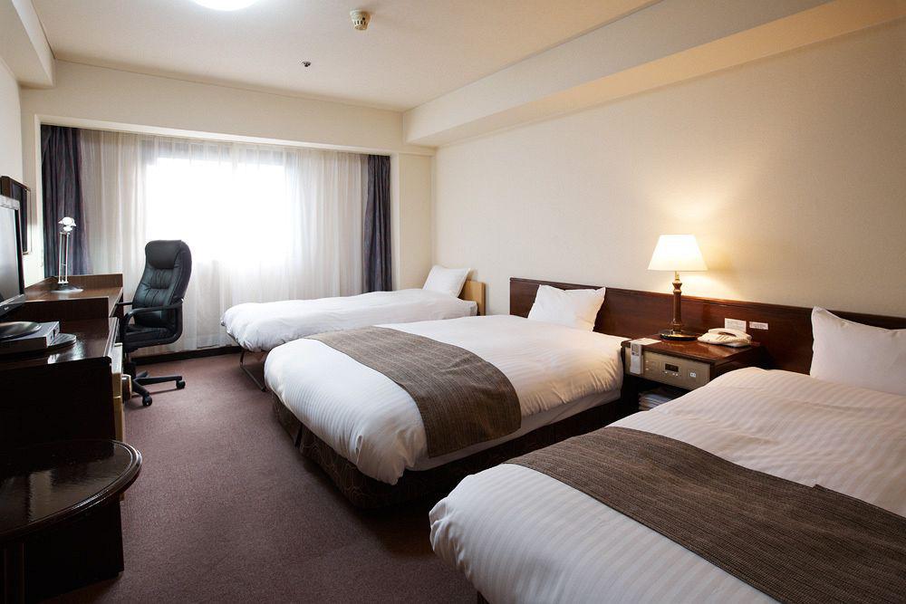 อโกรา เพลซ นัมบะ 4* โอซาก้า